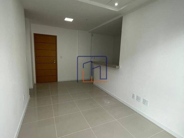#32 - Apartamento para Locação em Campos dos Goytacazes - RJ - 2