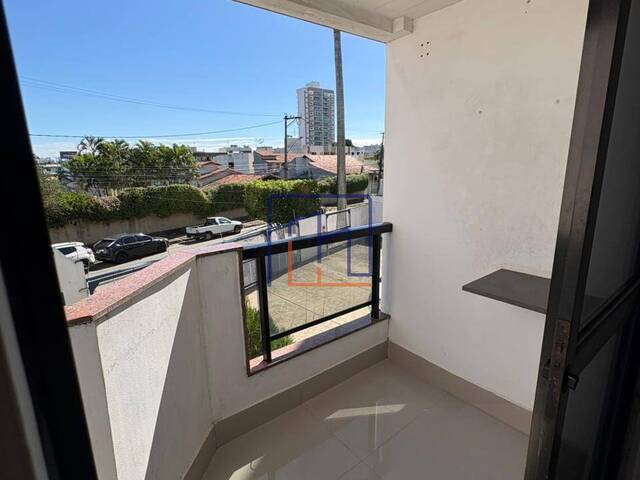 Apartamento para Venda em Campos dos Goytacazes - 4
