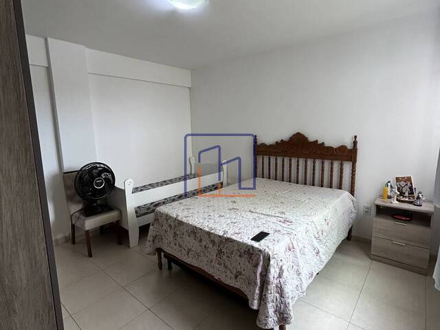 #77 - Apartamento para Venda em Campos dos Goytacazes - RJ