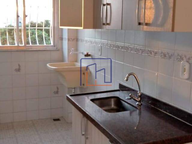 #79 - Apartamento para Venda em Campos dos Goytacazes - RJ