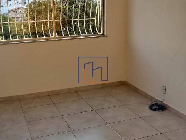 #79 - Apartamento para Venda em Campos dos Goytacazes - RJ